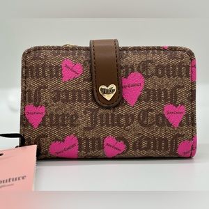 Juicy Couture Wallet Follow Your Heart Tab Card Bifold, Brown Chestnut w/ Hearts